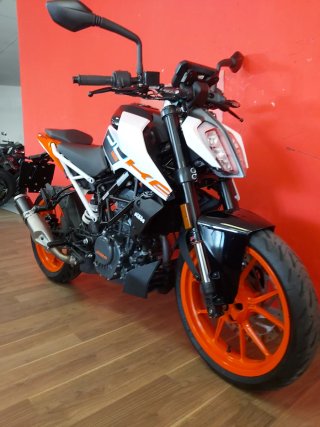 KTM 125 DUKE NAKED