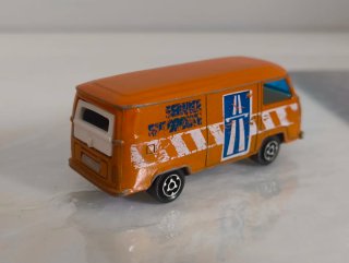 Furgón VW Autopista Majorette Naranja