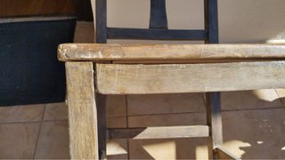 Silla de madera para restaurar