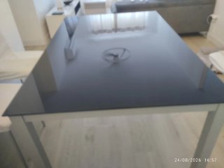 Mesa comedor cristal ahumado negra
