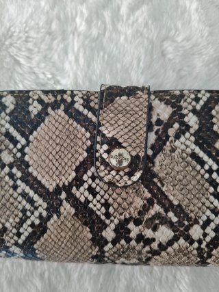 Cartera estampado animal print Parfois
