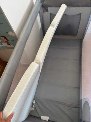 Cuna de viaje plegable