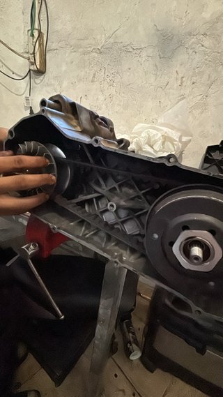 Beta Ark LC Scooter Roja y Negra