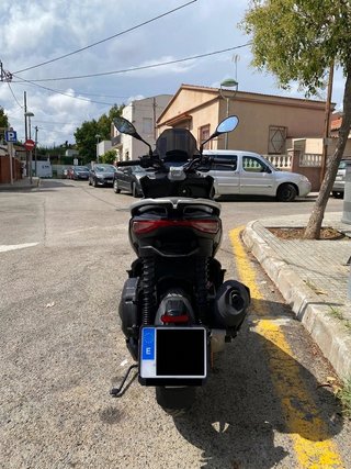 APRILIA SR GT SPORT 125