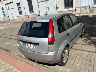 Ford Fiesta 2004