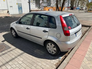 Ford Fiesta 2004