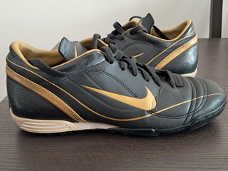 Scarpe Nike calcetto indoor nero/oro