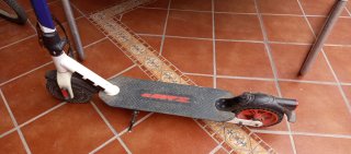 Patinete Eléctrico Aprilia ESZR