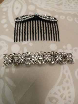 Set de accesorios para el pelo con pedrería