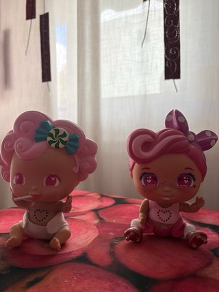 Bellies Muñecas Patinadora y Chuche