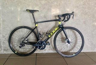 Bicicleta Cube Agree SL C62