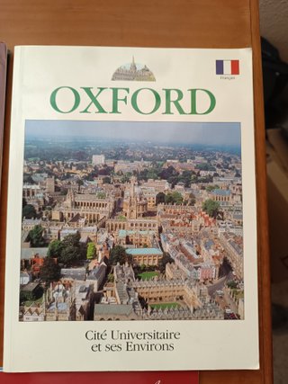 Lote de ocho libros con guías ciudades británicas