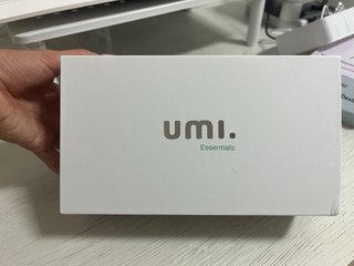Umi. Succionador de poros con accesorios
