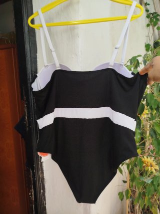 Bañador mujer talla 4XL negro y blanco