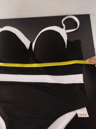 Bañador mujer talla 4XL negro y blanco