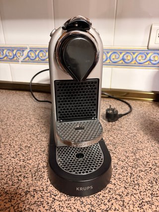 Cafetera Nespresso Krups Plata