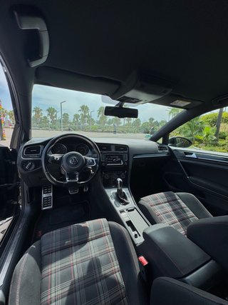 Golf GTI performance DSG 230 cv