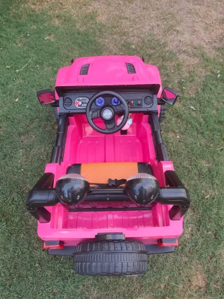 Coche eléctrico infantil rosa 4x4