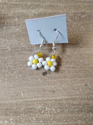 Pendientes de Flor Hechos a Mano.