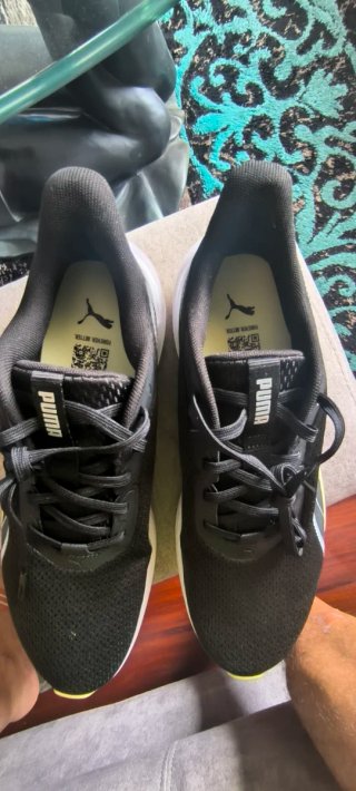 Zapatillas deportivas Puma negras y multicolor
