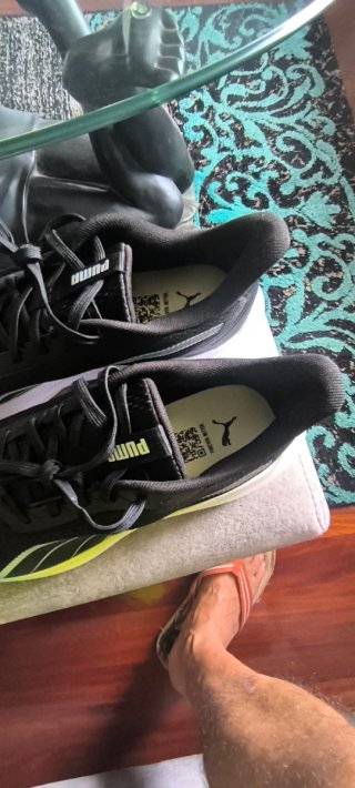 Zapatillas deportivas Puma negras y multicolor