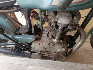 -Dos ducatis ts 350