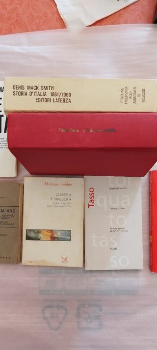 Lotto 10 Libri Fumetti Politica Storia Agricoltura