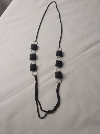 Collar bisutería alta gris y plateado