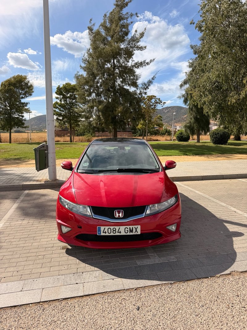 Honda Civic 2009 - foto 1