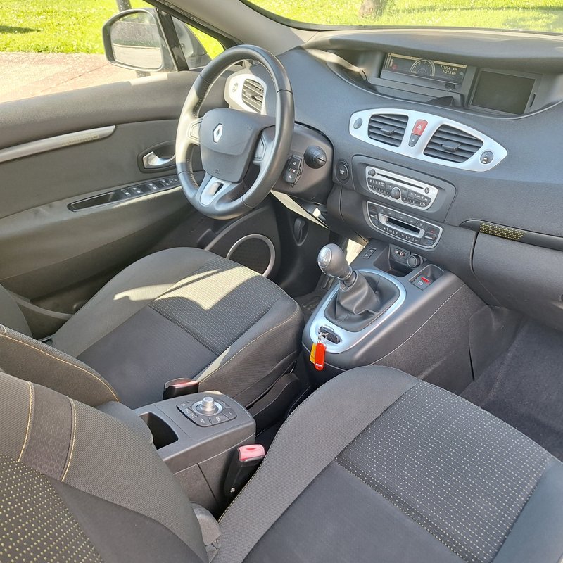 Renault Scénic 2010, foto 9