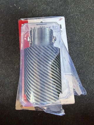 Cola de escape universal carbono