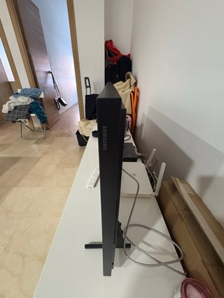 Samsung The Frame 32” QLED - Como Nueva