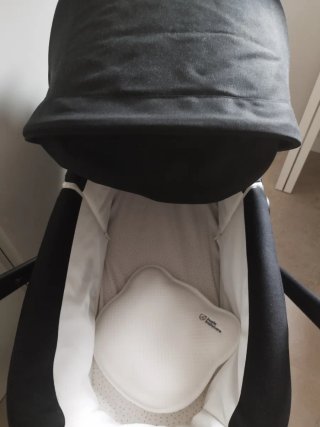 Carro de bebé Cybex EOS LUX negro