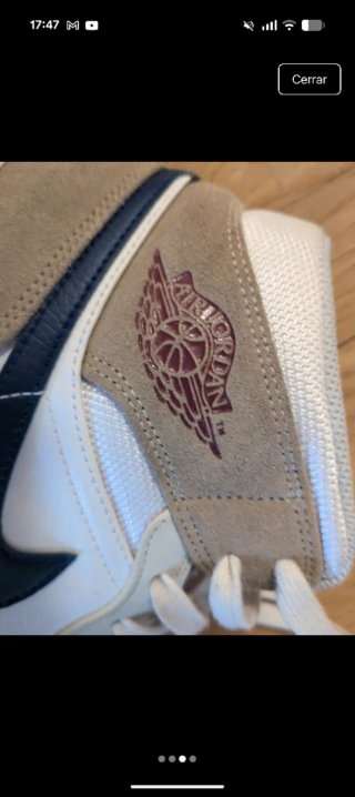 Zapatillas Jordan Beige y Blanco