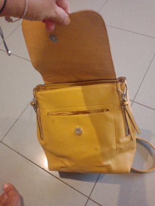 Bolso Mochila Amarillo