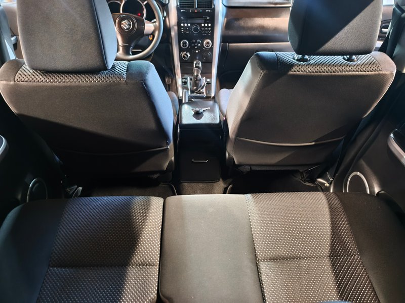 Suzuki Grand Vitara 2008, foto 17