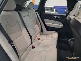 VOLVO XC60 MOMEMTUN 4WD D5