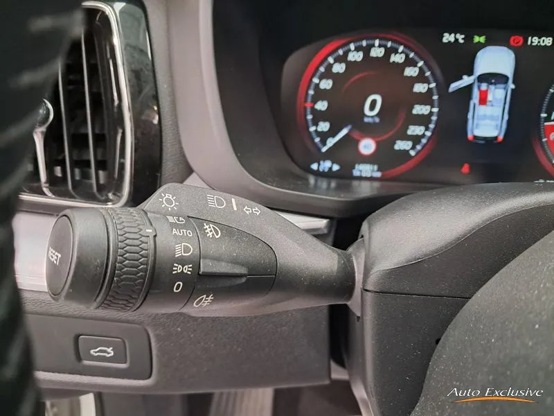 Volvo XC60 2017 2.0 D5 Momentum AWD Aut. 2018, foto 21