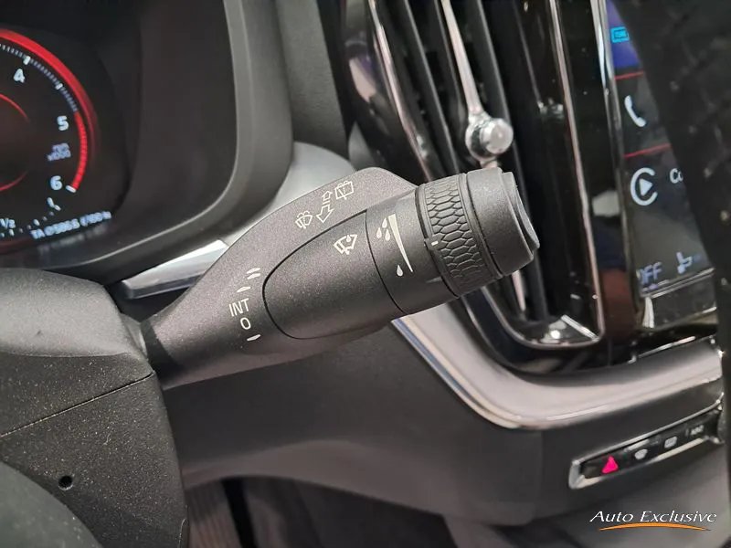Volvo XC60 2017 2.0 D5 Momentum AWD Aut. 2018, foto 23