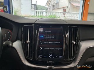 VOLVO XC60 MOMEMTUN 4WD D5