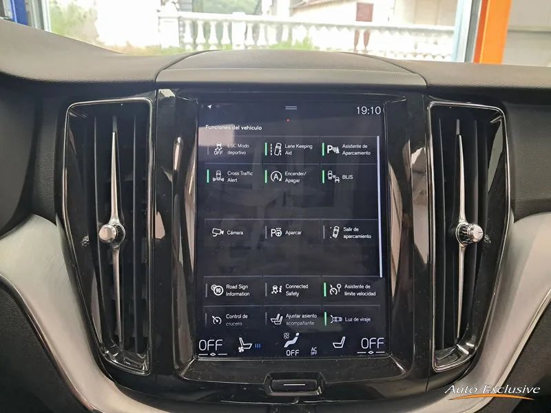 Volvo XC60 2017 2.0 D5 Momentum AWD Aut. 2018, foto 28