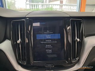 VOLVO XC60 MOMEMTUN 4WD D5