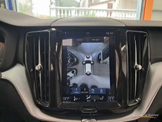 VOLVO XC60 MOMEMTUN 4WD D5