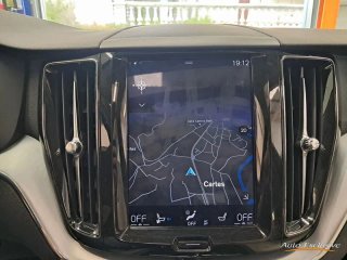 VOLVO XC60 MOMEMTUN 4WD D5