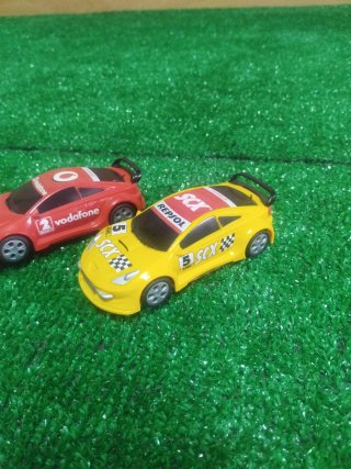 Coches Scalextric compact Vodafone y Repsol