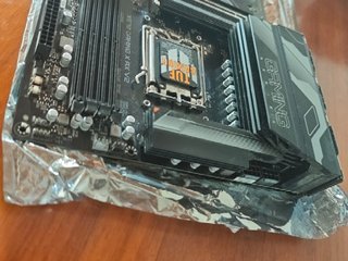 Gigabyte X670 Gaming X AX V2 AM5