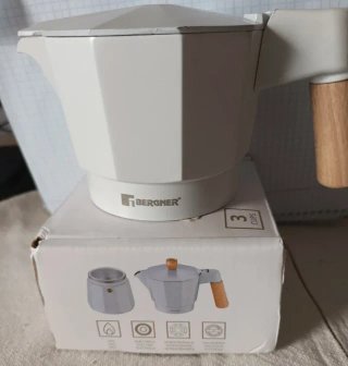 Cafetera Bergner Aluminio 3 Tazas