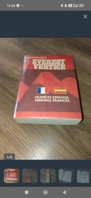 Varios diccionarios