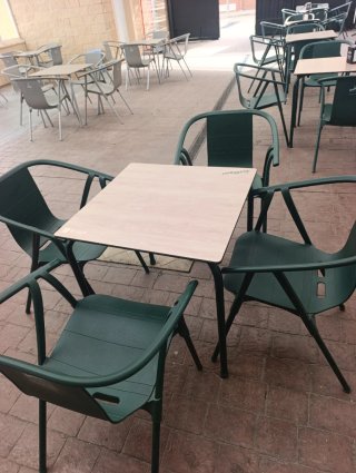 Conjunto Mesa y Sillas Terraza