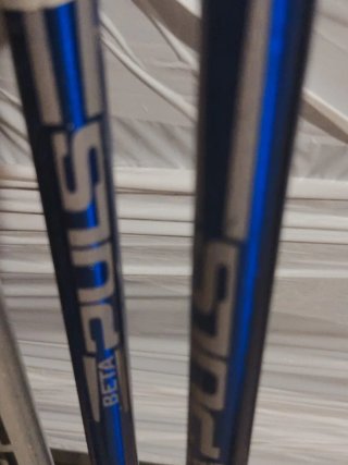 Sci Volkl con attacchi e bastoncini
